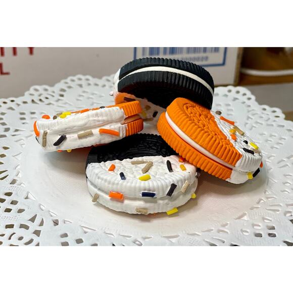 🆕Sets of 4 Fake Fall  Oreos cookies| Faux cookies | False Oreos cookies | Fall - Picture 7 of 12